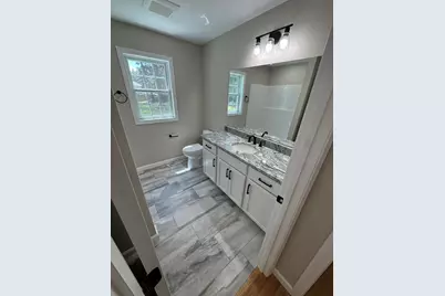 58 Homestead Ave, Springfield, MA 01151 - Photo 10