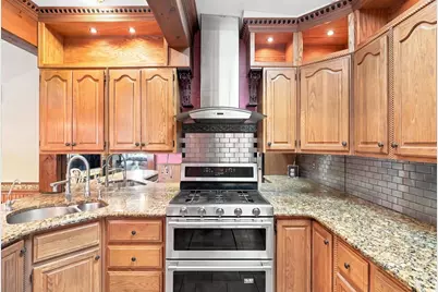 38 Eastman Ave, Swampscott, MA 01907 - Photo 10