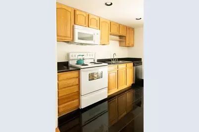 15 Murray Hill Rd, Medford, MA 02155 - Photo 8