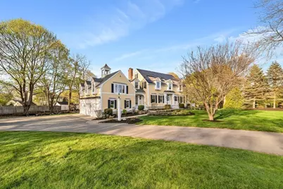 18 Ocean Ave, Newburyport, MA 01950 - Photo 1