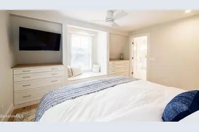10 Berkshire Heights, Great Barrington, MA 01230 - Photo 24