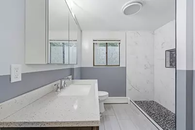 69 Lake St, Shrewsbury, MA 01545 - Photo 18