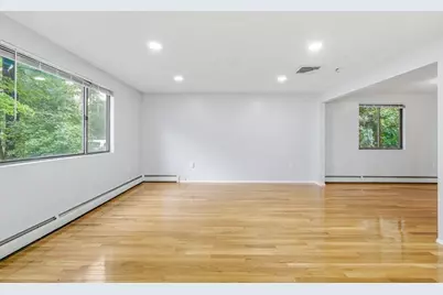 69 Lake St, Shrewsbury, MA 01545 - Photo 4