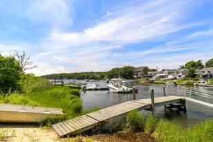 199 Edgewater Dr W, Falmouth, MA 02536 - Photo 6
