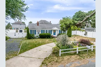 5 Water St, Yarmouth, MA 02673 - Photo 2