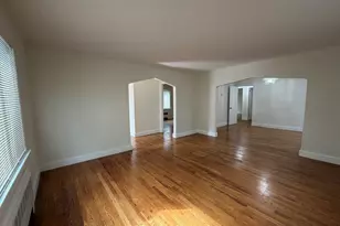 28 Sparrow St, Boston, MA 02132 - Photo 4