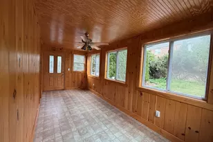 28 Sparrow St, Boston, MA 02132 - Photo 16