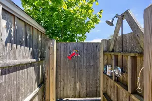 7 Conant St, Provincetown, MA 02657 - Photo 38