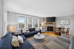 7 Conant St, Provincetown, MA 02657 - Photo 10