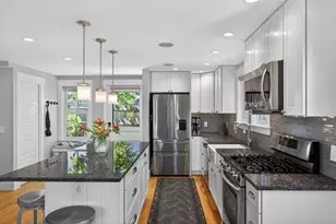 7 Conant St, Provincetown, MA 02657 - Photo 6