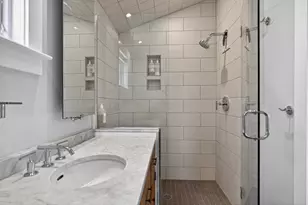 7 Conant St, Provincetown, MA 02657 - Photo 16