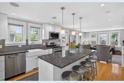 7 Conant Street #Unit 4, Provincetown, MA 02657 - Photo 2