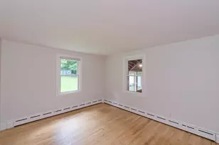 318 S Main St, Hopedale, MA 01747 - Photo 14