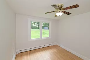 318 S Main St, Hopedale, MA 01747 - Photo 20
