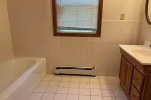 62 Eastern Ave, Woburn, MA 01801 - Photo 10
