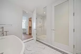 240 Devonshire St, Boston, MA 02110 - Photo 16