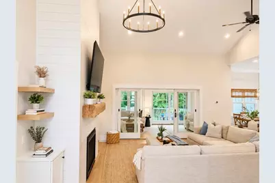 12 High St #1, Rochester, MA 02770 - Photo 4
