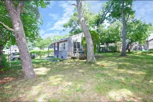 27 Lake Dr, Plymouth, MA 02360 - Photo 4