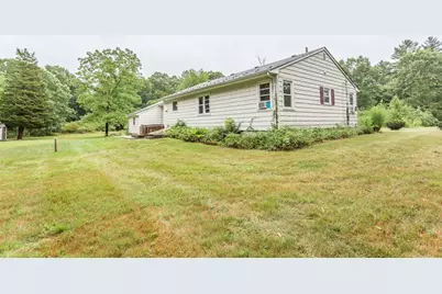 7 Fairacres Ave, Raynham, MA 02767 - Photo 22