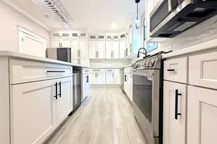 79 Bartlett Ave, Arlington, MA 02476 - Photo 6