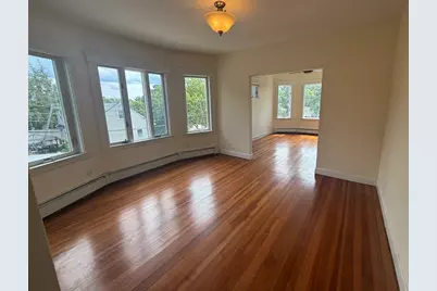 565 Main St #2, Watertown, MA 02472 - Photo 4