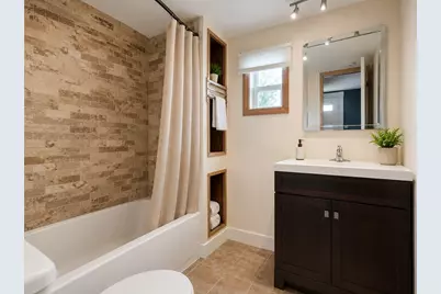 170 Rockland #9, Hingham, MA 02043 - Photo 4