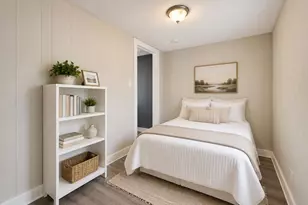 170 Rockland, Hingham, MA 02043 - Photo 2