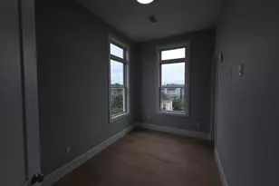 7 Thornley St, Boston, MA 02125 - Photo 12