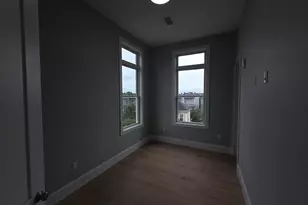 7 Thornley St, Boston, MA 02125 - Photo 12