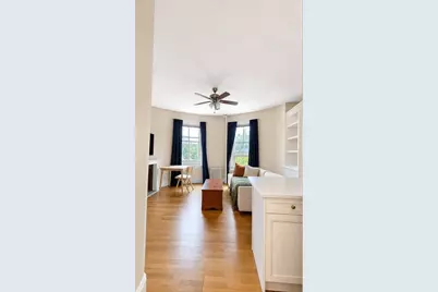 244 Beacon St #3C, Boston, MA 02116 - Photo 2