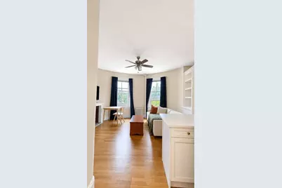 244 Beacon St #3C, Boston, MA 02116 - Photo 2
