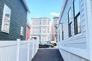 804 Saratoga, Boston, MA 02128 - Photo 10