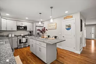 738 Hicks St, Fall River, MA 02724 - Photo 14