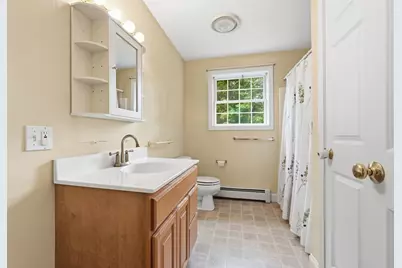 27 Fountain Street #1, Orange, MA 01364 - Photo 18