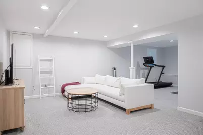 112 Burlington Street, Woburn, MA 01801 - Photo 16