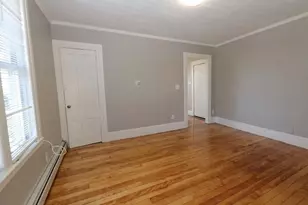 87 Summer St, Haverhill, MA 01830 - Photo 4