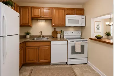 100 Fountain Ln #6, Weymouth, MA 02190 - Photo 8