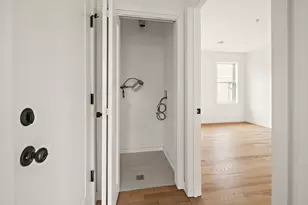 25 Hillsboro St, Boston, MA 02125 - Photo 10