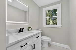14 Travis Dr, Framingham, MA 01702 - Photo 12