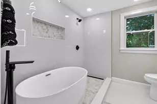 14 Travis Dr, Framingham, MA 01702 - Photo 8