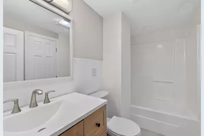 69 Pitcairn St, Revere, MA 02151 - Photo 34