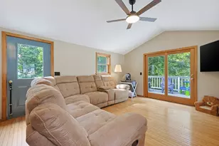 4 Loring St, Auburn, MA 01501 - Photo 18