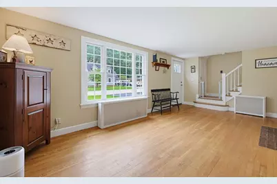4 Loring St, Auburn, MA 01501 - Photo 6