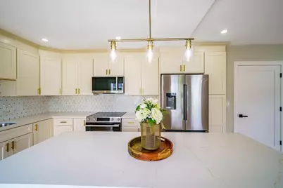 124 Magoun Ave, Brockton, MA 02301 - Photo 1