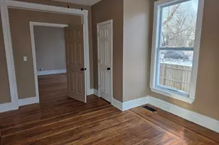 184 King St, Springfield, MA 01109 - Photo 16