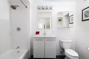 2 Earhart, Cambridge, MA 02141 - Photo 8