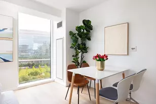 2 Earhart, Cambridge, MA 02141 - Photo 4