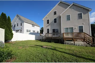 99 Manchester St #A, Lowell, MA 01852 - Photo 4