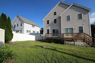 99 Manchester St, Lowell, MA 01852 - Photo 4