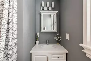 15 Howell St, Boston, MA 02125 - Photo 20